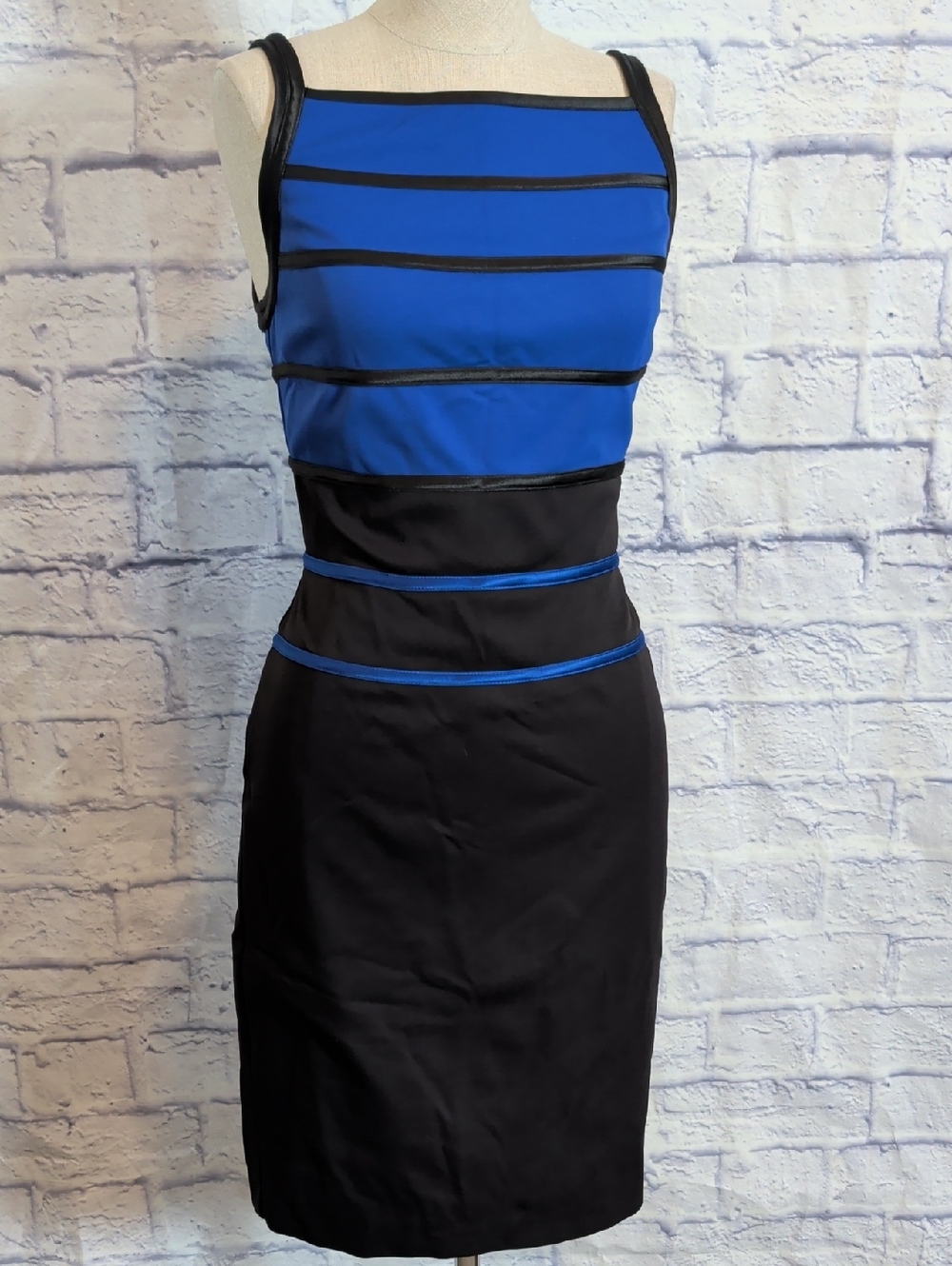 White House Black Market Blue & Black Sleeveless Sheath Dress - Size 6
